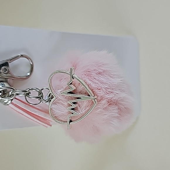 NEW! Heartbeat 💗 Keychain/Bag 🎒👜 Charm ~ Doctor Medical CNA RNA 🏥⚕️🩺👩‍⚕️ - Picture 2 of 13